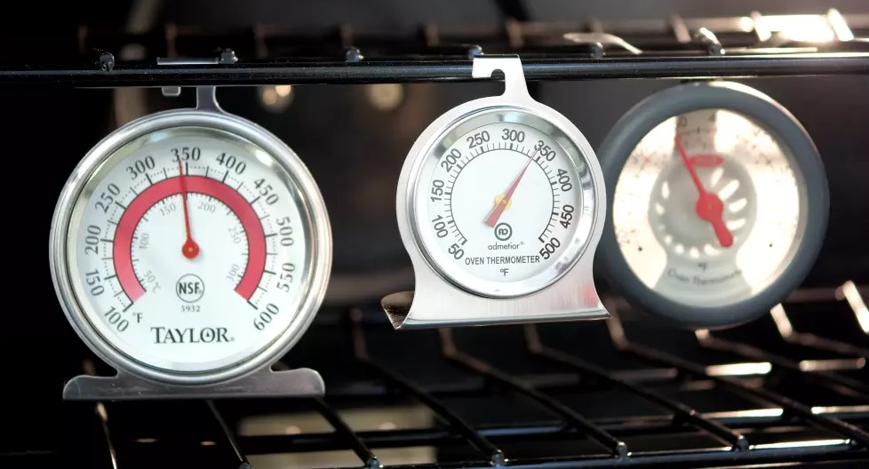 How to Use an Oven Thermometer