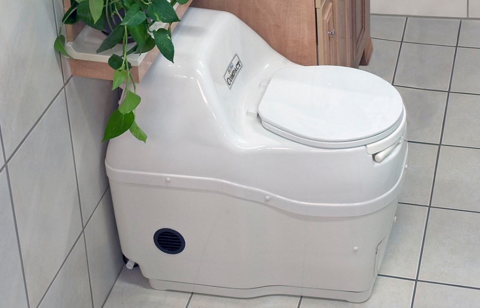 how do composting toilets work